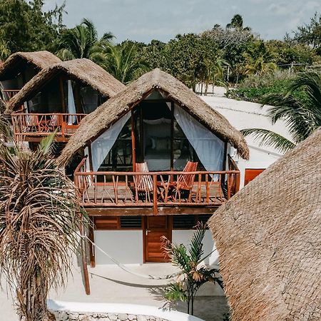 Punta Blanca Beach House Cancun Exterior photo
