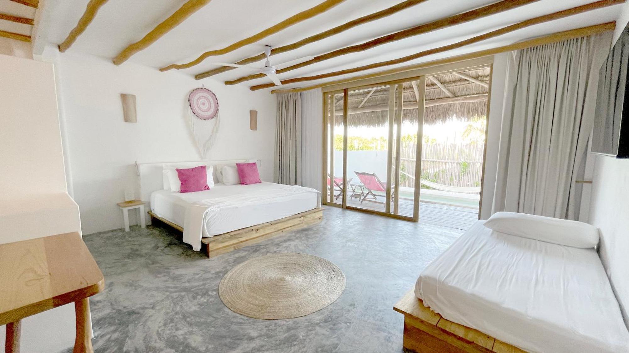 Punta Blanca Beach House Cancun Exterior photo