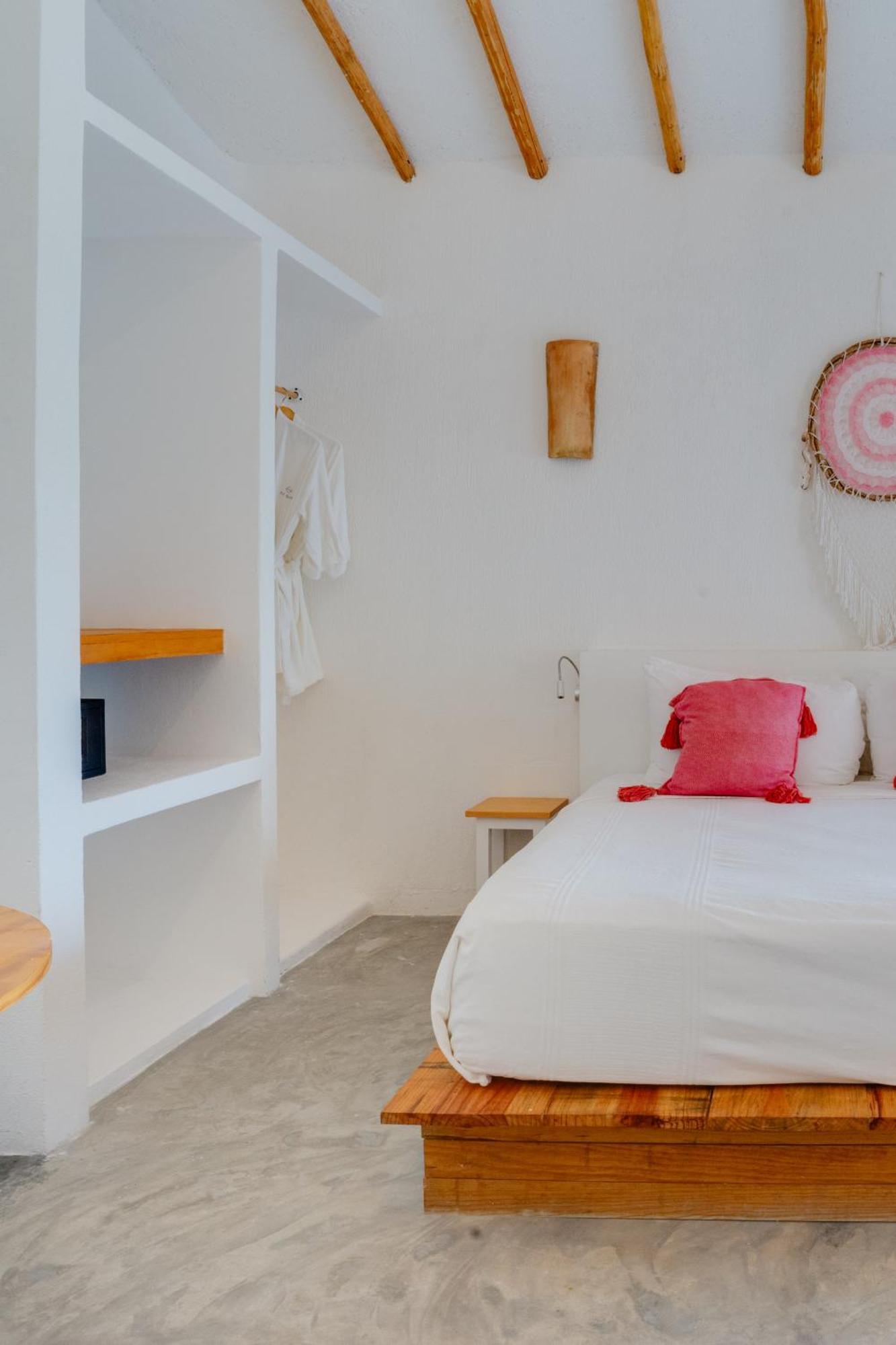 Punta Blanca Beach House Cancun Room photo